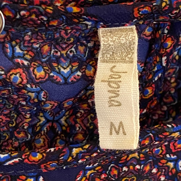 Japna Boutique Open Back Blouse - Picture 3 of 5